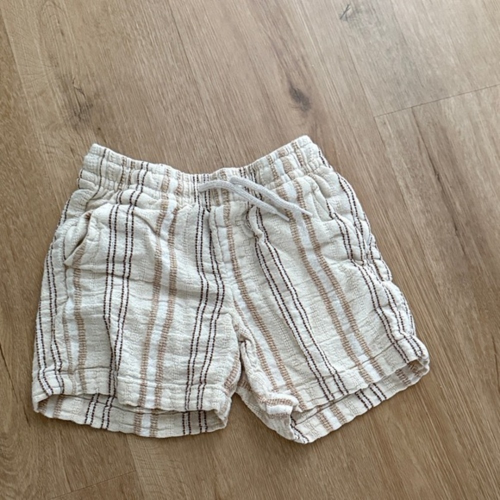 art class shorts